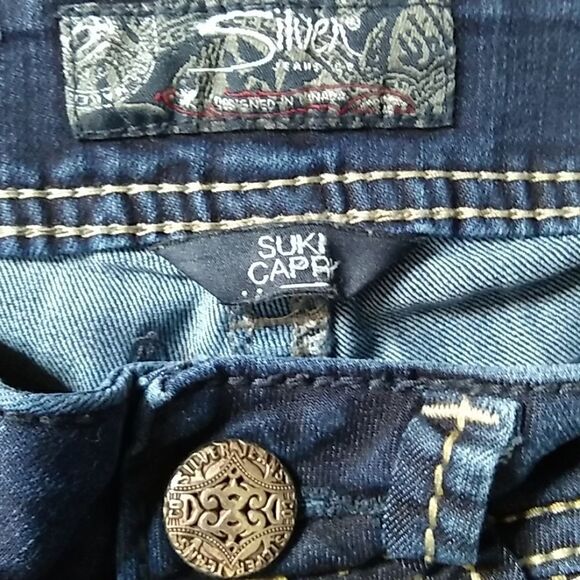 Silver Jeans Suki Capri Crop Jeans Size 24 - Picture 6 of 7